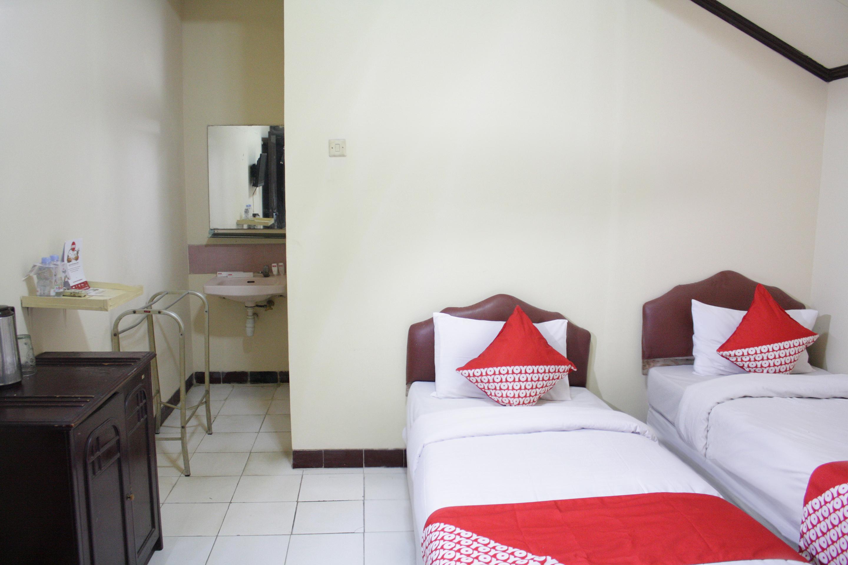 Vaccinated Staff - Oyo 181 Wisma Bintang Jakarta Ngoại thất bức ảnh