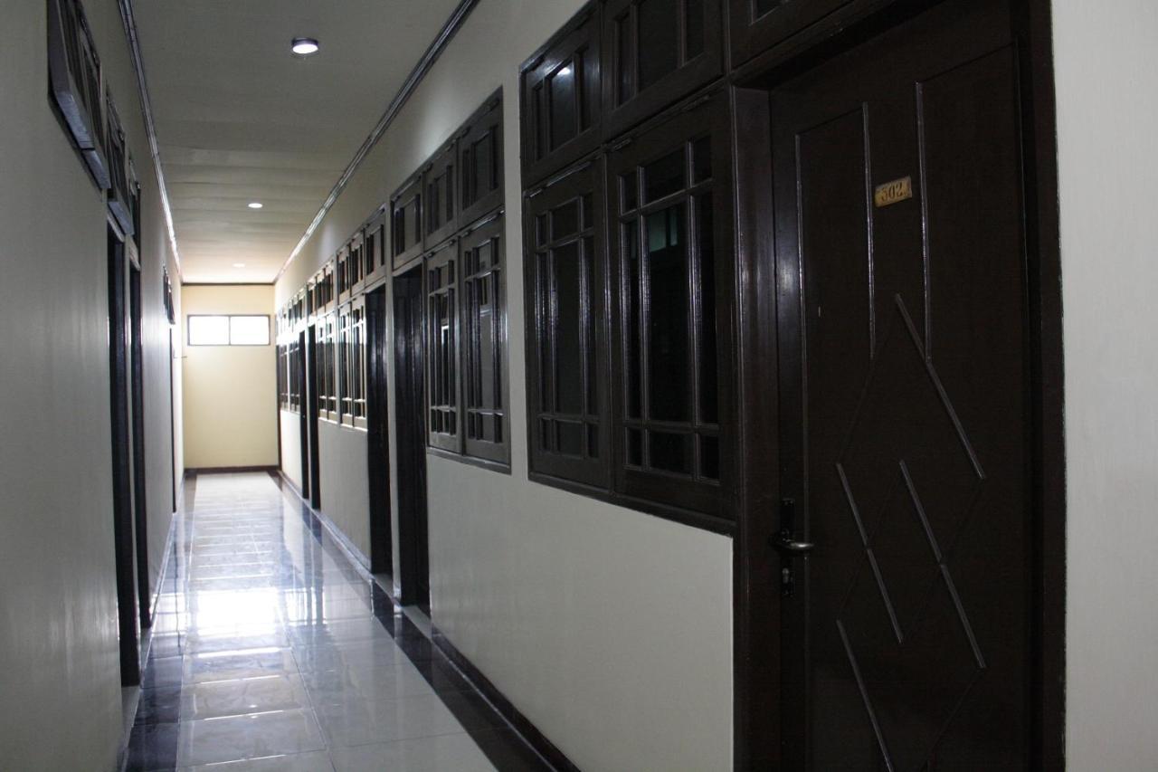 Vaccinated Staff - Oyo 181 Wisma Bintang Jakarta Ngoại thất bức ảnh