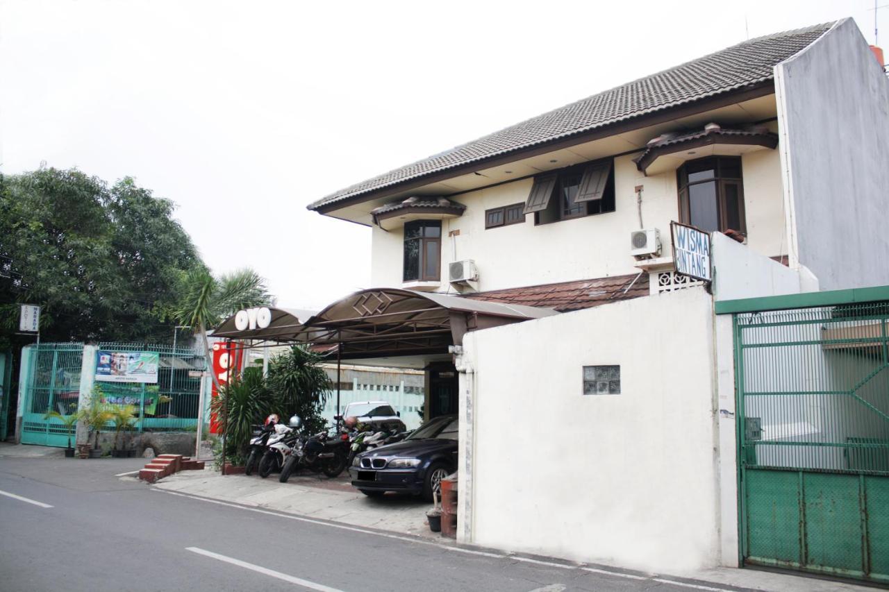 Vaccinated Staff - Oyo 181 Wisma Bintang Jakarta Ngoại thất bức ảnh